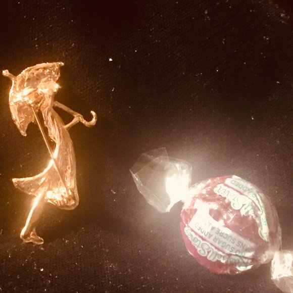 Fun Enamel Pin - Picture 2 of 2